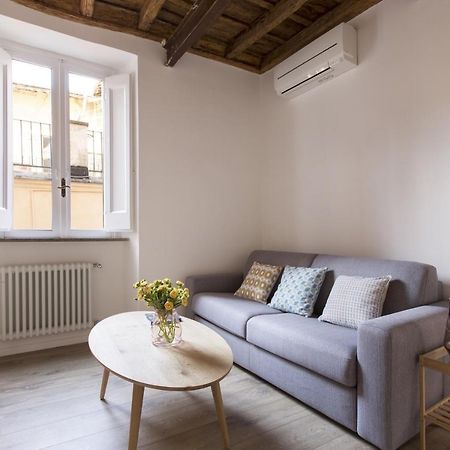 Cozy Apartment In Via Degli Spagnoli - Fromhometoローマ エクステリア 写真