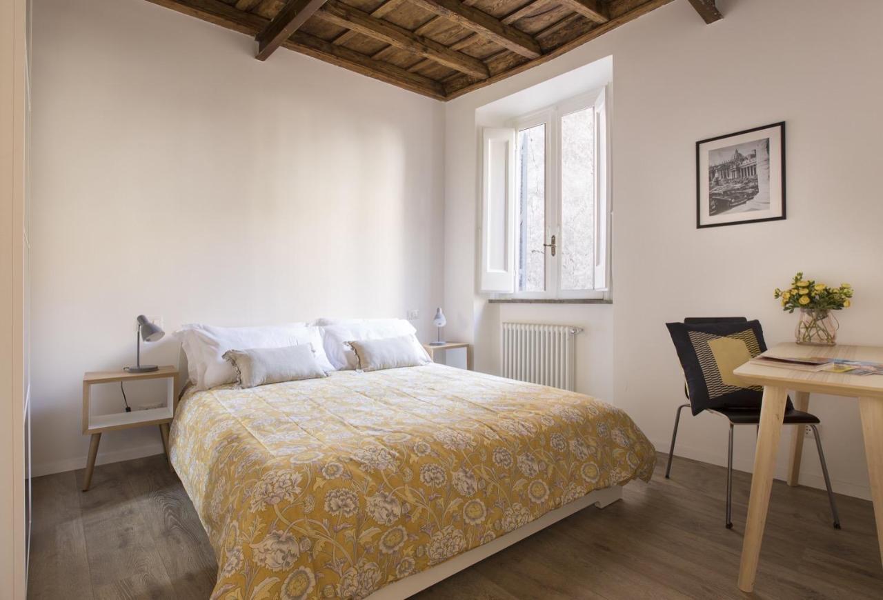 Cozy Apartment In Via Degli Spagnoli - Fromhometoローマ エクステリア 写真