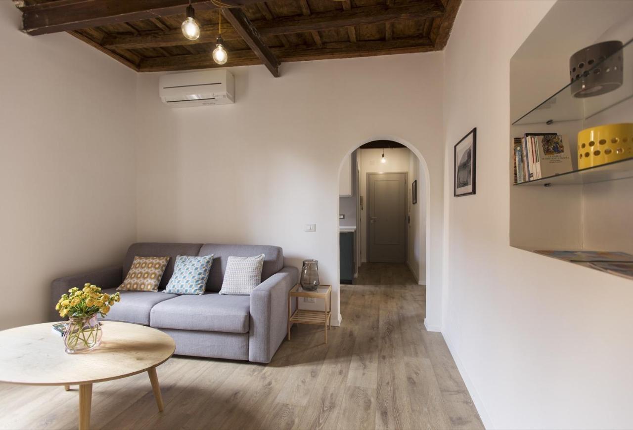 Cozy Apartment In Via Degli Spagnoli - Fromhometoローマ エクステリア 写真