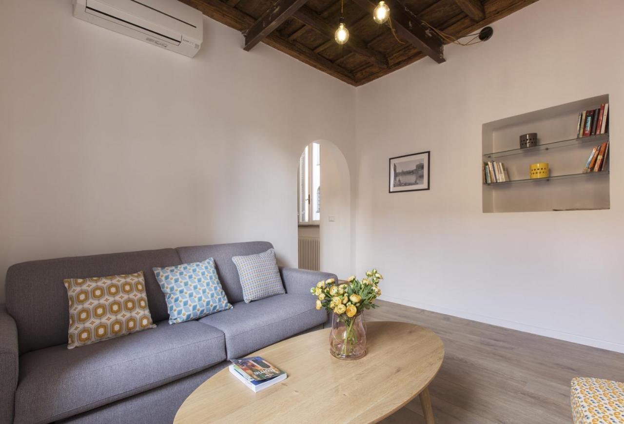 Cozy Apartment In Via Degli Spagnoli - Fromhometoローマ エクステリア 写真